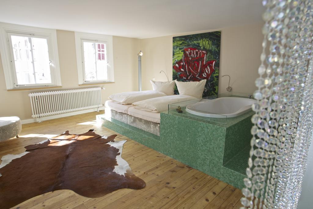 Hotel Zum Lowen Lahr  Bilik gambar