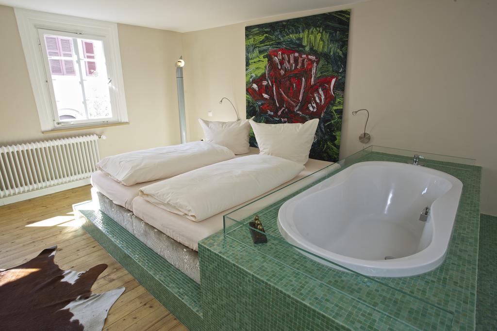 Hotel Zum Lowen Lahr  Bilik gambar