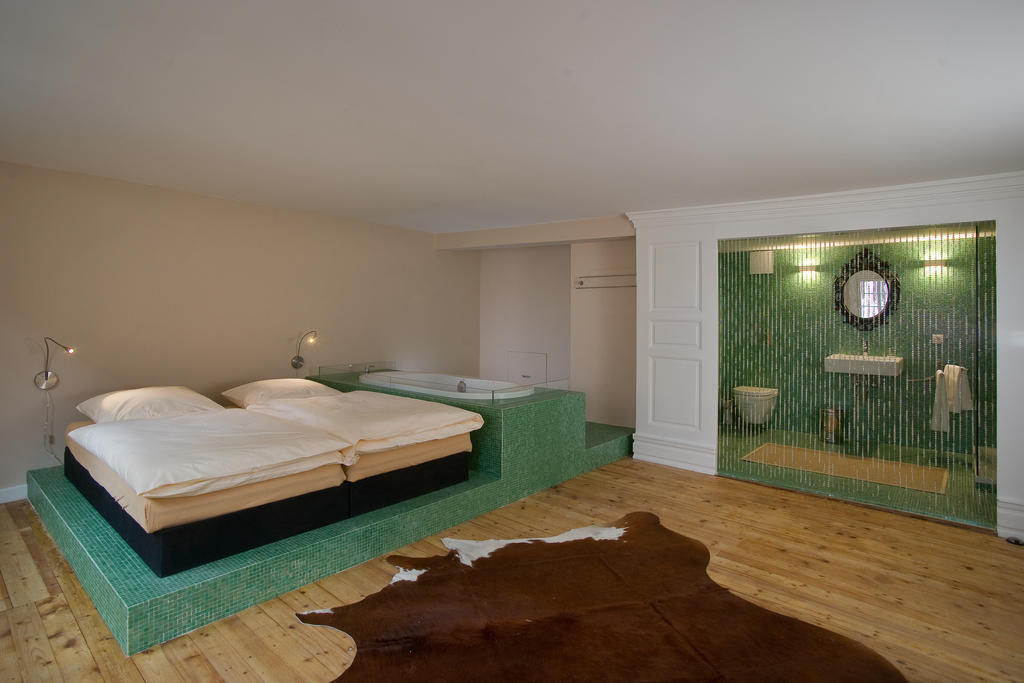 Hotel Zum Lowen Lahr  Bilik gambar